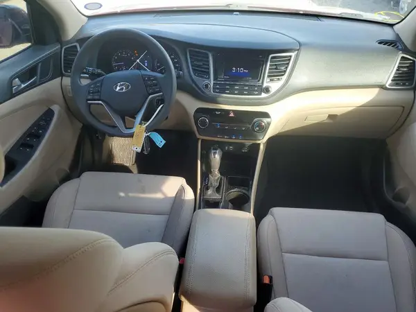 KM8J33A4XHU444257 2017 HYUNDAI TUCSON - Image 8