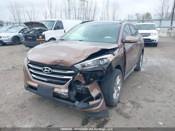 KM8J33A4XHU460006 2017 HYUNDAI TUCSON - Image 2