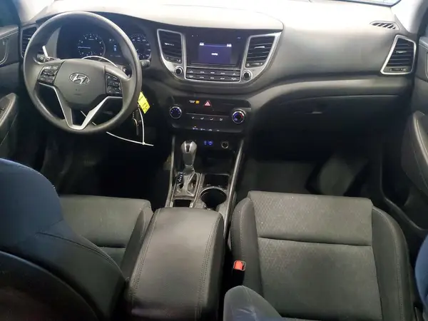 KM8J33A4XHU476013 2017 HYUNDAI TUCSON - Image 8