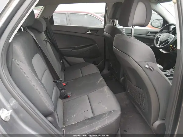 KM8J33A4XHU482717 2017 HYUNDAI TUCSON - Image 8
