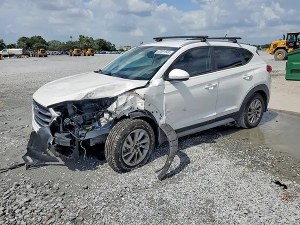 KM8J33A4XHU488372 2017 HYUNDAI TUCSON - Image 1