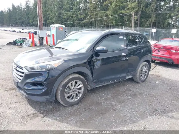 KM8J33A4XHU492339 2017 HYUNDAI TUCSON - Image 2