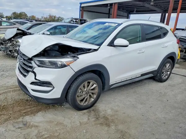 KM8J33A4XHU500195 2017 HYUNDAI TUCSON - Image 1