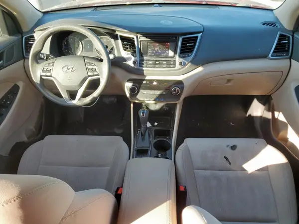 KM8J33A4XHU501234 2017 HYUNDAI TUCSON - Image 8