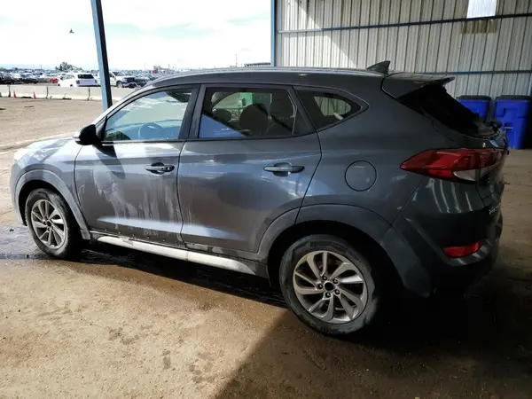 KM8J33A4XHU514534 2017 HYUNDAI TUCSON - Image 2