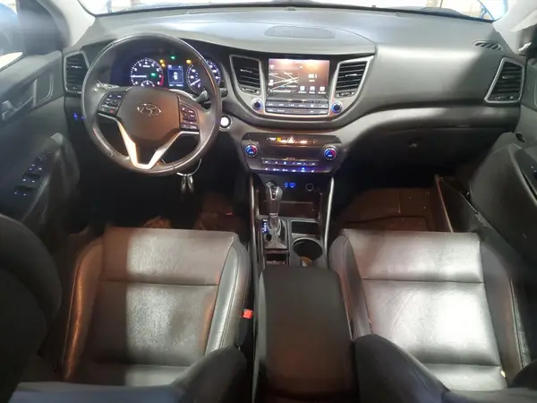 KM8J33A4XHU531883 2017 HYUNDAI TUCSON - Image 8