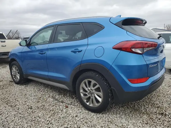 KM8J33A4XHU547629 2017 HYUNDAI TUCSON - Image 2