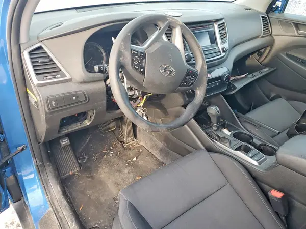 KM8J33A4XHU593705 2017 HYUNDAI TUCSON - Image 8