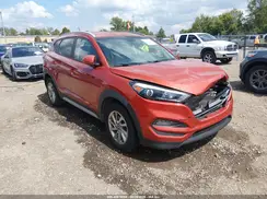 KM8J33A4XHU594580 2017 HYUNDAI TUCSON