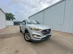 KM8J33A4XHU598516 2017 HYUNDAI TUCSON