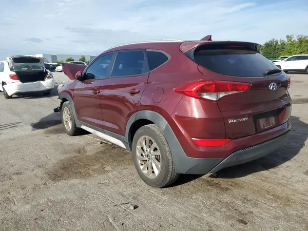 KM8J33A4XJU600724 2018 HYUNDAI TUCSON - Image 2