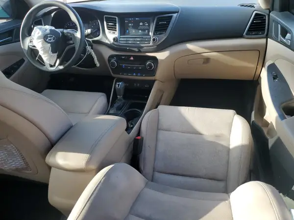 KM8J33A4XJU600724 2018 HYUNDAI TUCSON - Image 8