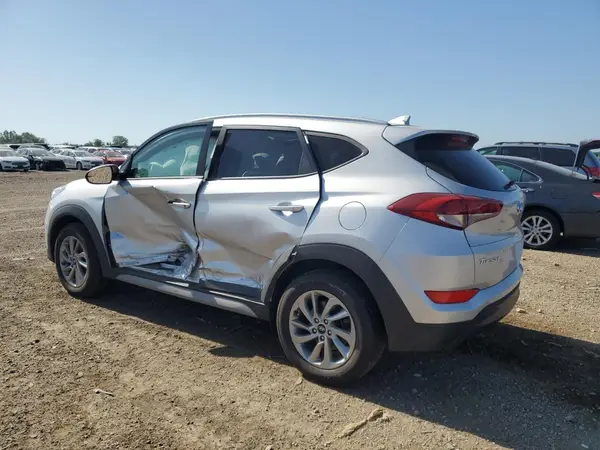 KM8J33A4XJU615594 2018 HYUNDAI TUCSON - Image 2