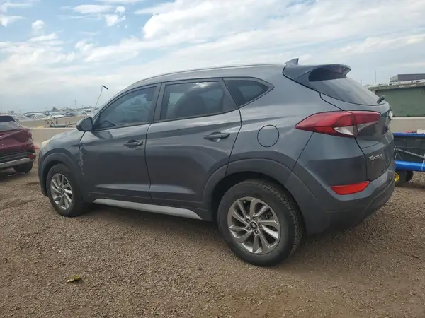 KM8J33A4XJU624134 2018 HYUNDAI TUCSON - Image 2