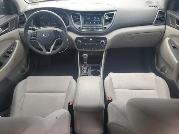 KM8J33A4XJU624134 2018 HYUNDAI TUCSON - Image 8