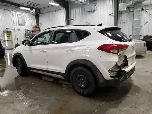 KM8J33A4XJU632914 2018 HYUNDAI TUCSON - Image 2