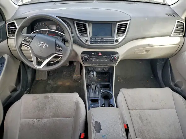 KM8J33A4XJU663239 2018 HYUNDAI TUCSON - Image 8