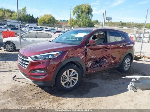 KM8J33A4XJU663290 2018 HYUNDAI TUCSON - Image 2
