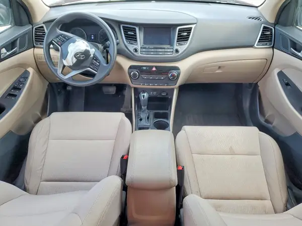 KM8J33A4XJU663418 2018 HYUNDAI TUCSON - Image 8
