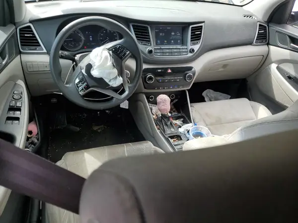 KM8J33A4XJU671728 2018 HYUNDAI TUCSON - Image 8
