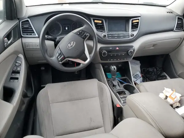 KM8J33A4XJU675813 2018 HYUNDAI TUCSON - Image 8