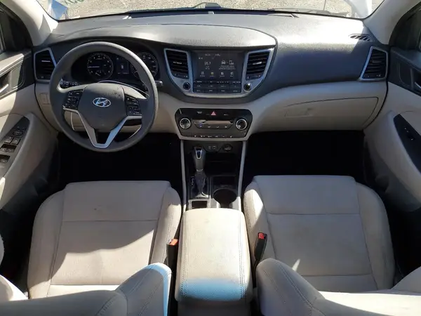 KM8J33A4XJU683362 2018 HYUNDAI TUCSON - Image 8
