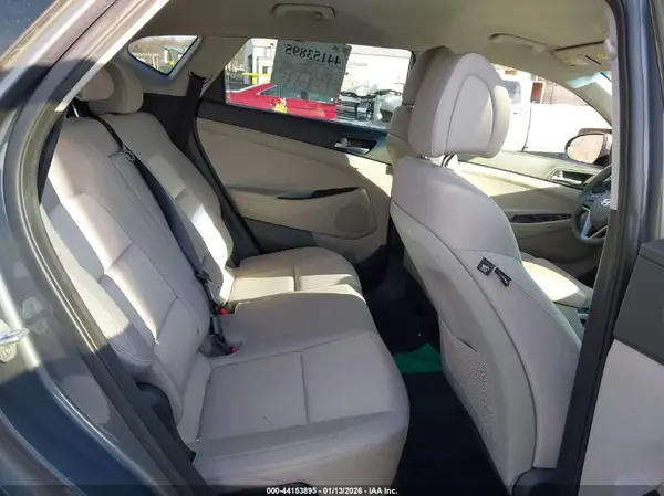 KM8J33A4XJU690392 2018 HYUNDAI TUCSON - Image 8