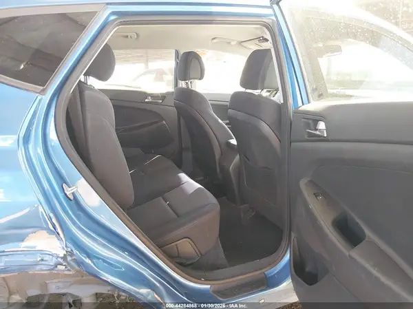 KM8J33A4XJU692451 2018 HYUNDAI TUCSON - Image 8