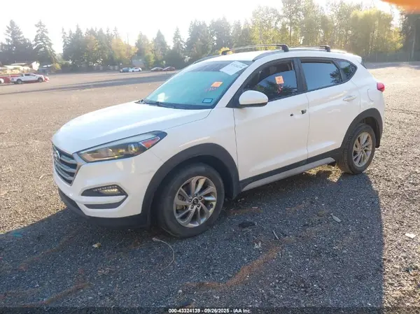 KM8J33A4XJU693048 2018 HYUNDAI TUCSON - Image 2