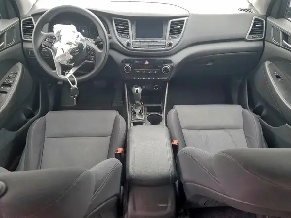 KM8J33A4XJU705148 2018 HYUNDAI TUCSON - Image 8