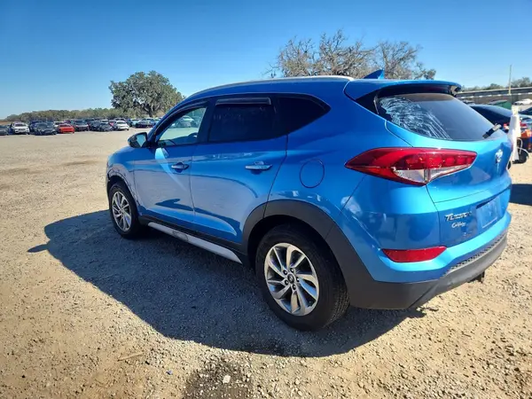KM8J33A4XJU706624 2018 HYUNDAI TUCSON - Image 2