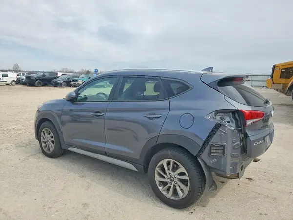 KM8J33A4XJU728624 2018 HYUNDAI TUCSON - Image 2