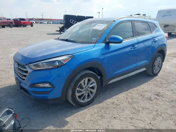 KM8J33A4XJU735721 2018 HYUNDAI TUCSON - Image 2