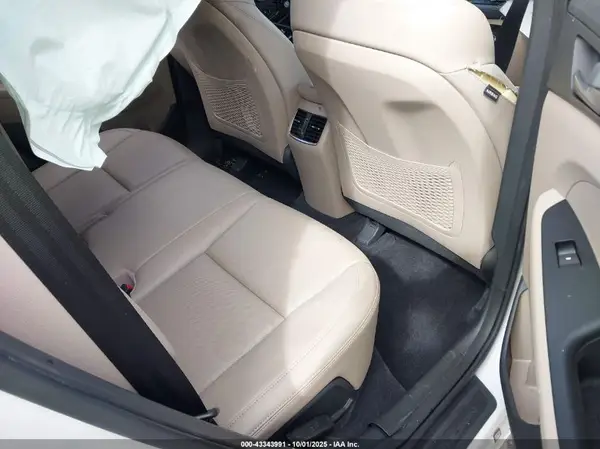KM8J33A4XJU737775 2018 HYUNDAI TUCSON - Image 8