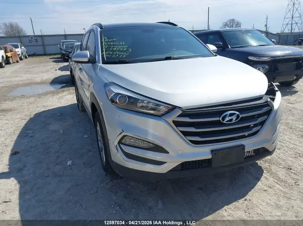 KM8J33A4XJU795983 2018 HYUNDAI TUCSON - Image 1