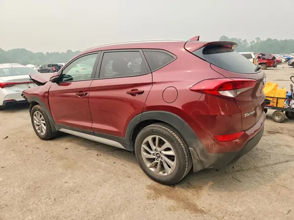 KM8J33A4XJU800115 2018 HYUNDAI TUCSON - Image 2