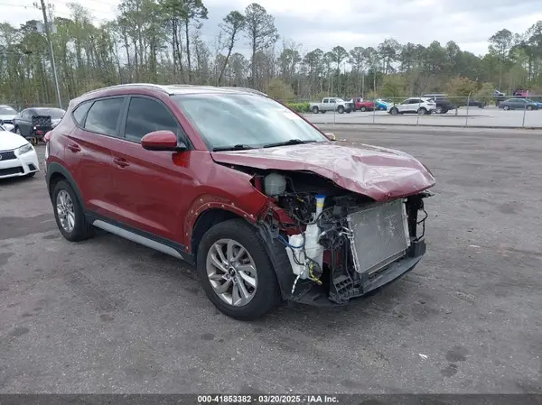 KM8J33A4XJU832370 2018 HYUNDAI TUCSON - Image 1