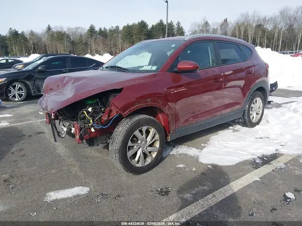 KM8J33A4XKU050569 2019 HYUNDAI TUCSON - Image 2