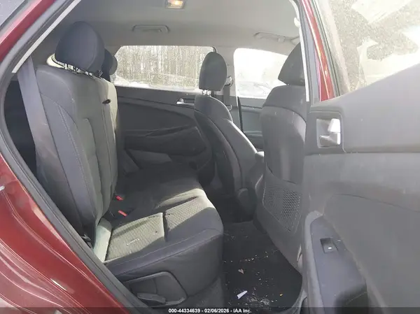 KM8J33A4XKU050569 2019 HYUNDAI TUCSON - Image 8