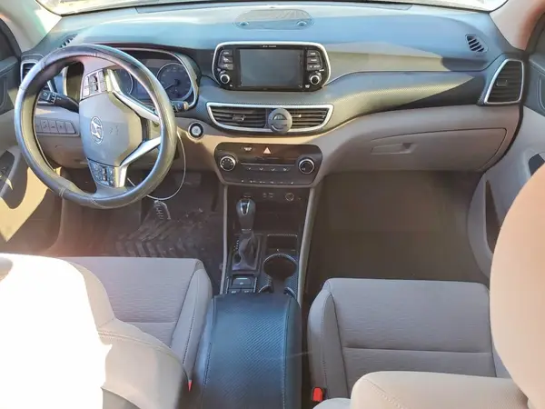 KM8J33A4XKU051737 2019 HYUNDAI TUCSON - Image 8