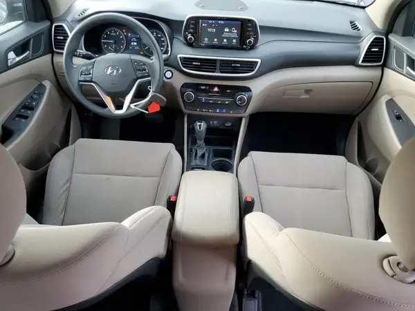 KM8J33A4XKU053780 2019 HYUNDAI TUCSON - Image 8