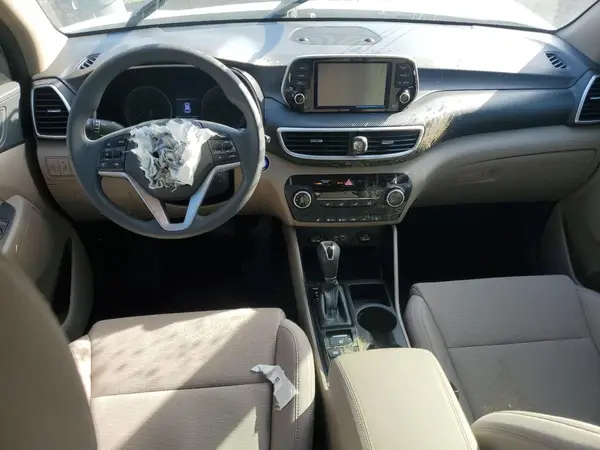 KM8J33A4XKU068022 2019 HYUNDAI TUCSON - Image 8