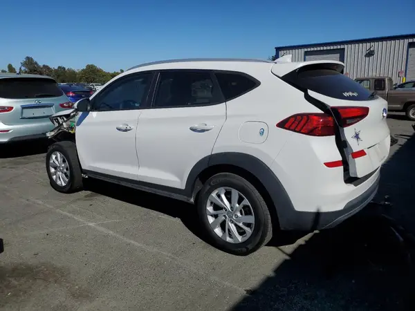 KM8J33A4XKU069347 2019 HYUNDAI TUCSON - Image 2