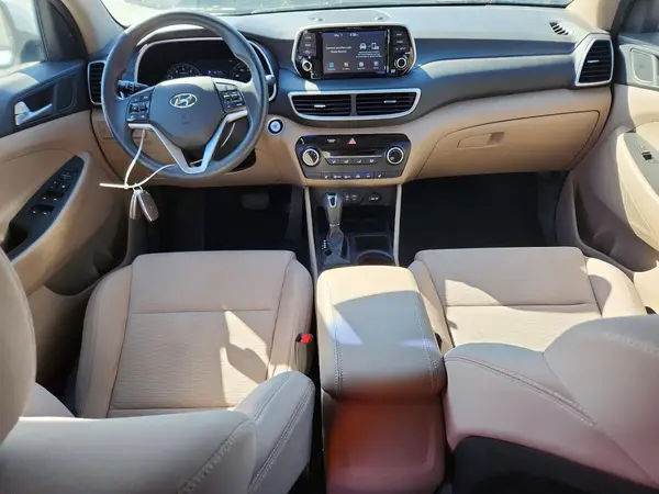 KM8J33A4XKU850000 2019 HYUNDAI TUCSON - Image 8