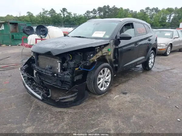 KM8J33A4XKU851129 2019 HYUNDAI TUCSON - Image 2