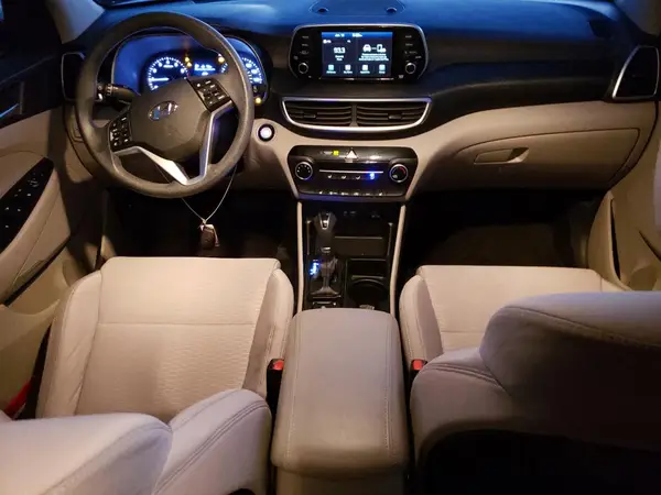 KM8J33A4XKU874197 2019 HYUNDAI TUCSON - Image 8