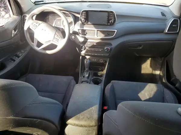 KM8J33A4XKU886639 2019 HYUNDAI TUCSON - Image 8