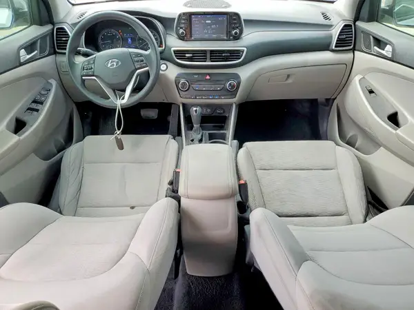 KM8J33A4XKU970914 2019 HYUNDAI TUCSON - Image 8