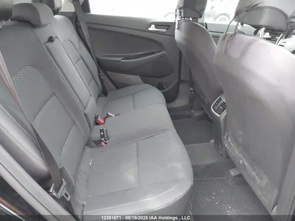 KM8J33A4XKU999863 2019 HYUNDAI TUCSON - Image 8
