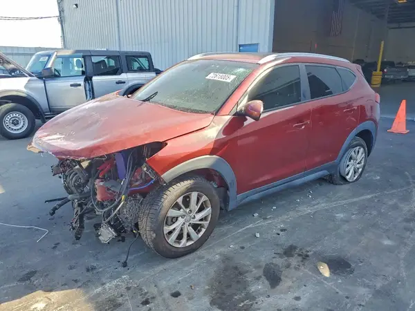 KM8J33A4XLU095531 2020 HYUNDAI TUCSON - Image 1